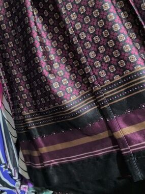 568: Reitmans silky wide leg pant